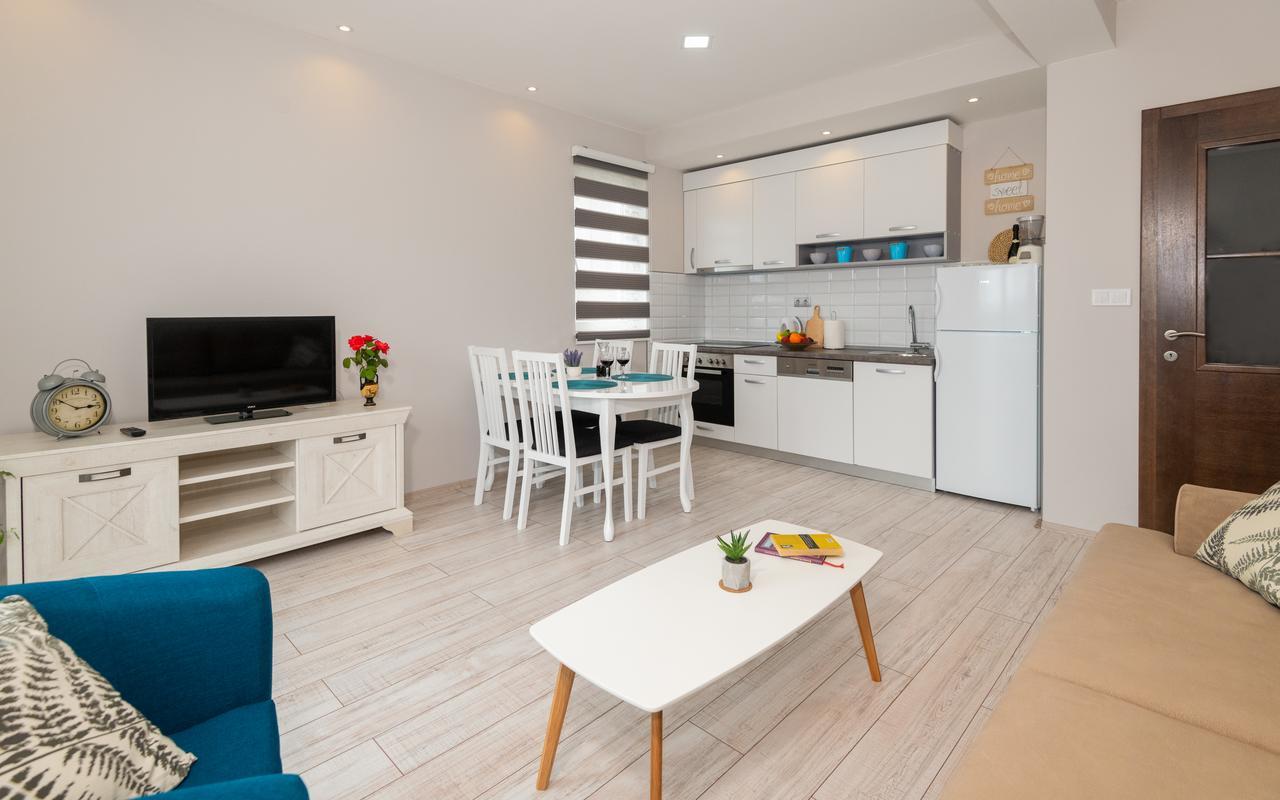 Apartments Leona 内乌姆 外观 照片